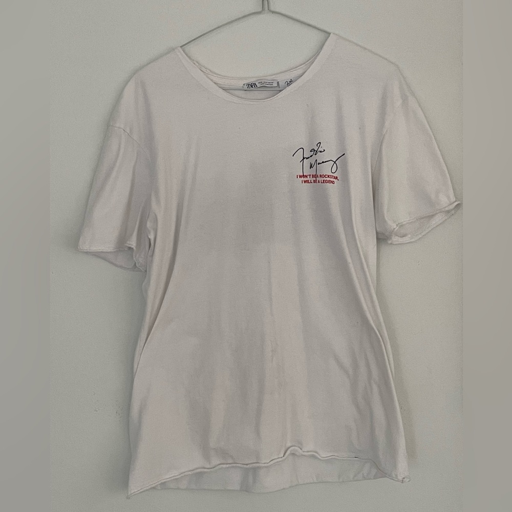 White Freddie Mercury T-Shirt with Scoop neck

Used in good condition!